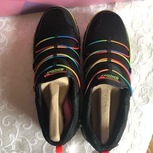 Skechers Memory Form Walking Sneakers 8.5Wide